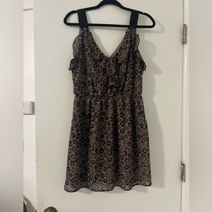 Peppermint brand Leopard Print Sleeveless Dress size L (D-313)